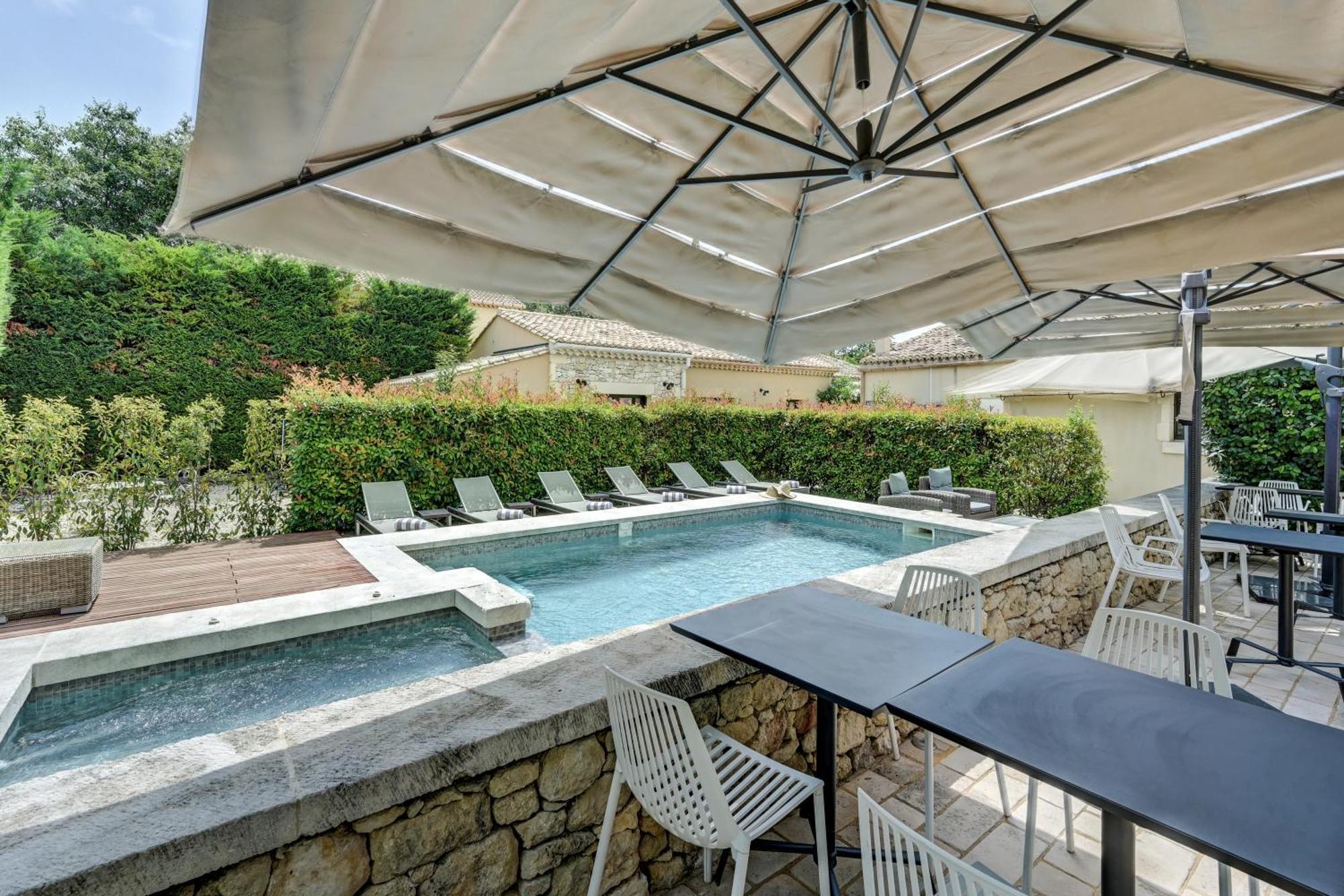 Hotel La Belle Vie Saint-Hilaire-dʼOzilhan Exteriér fotografie
